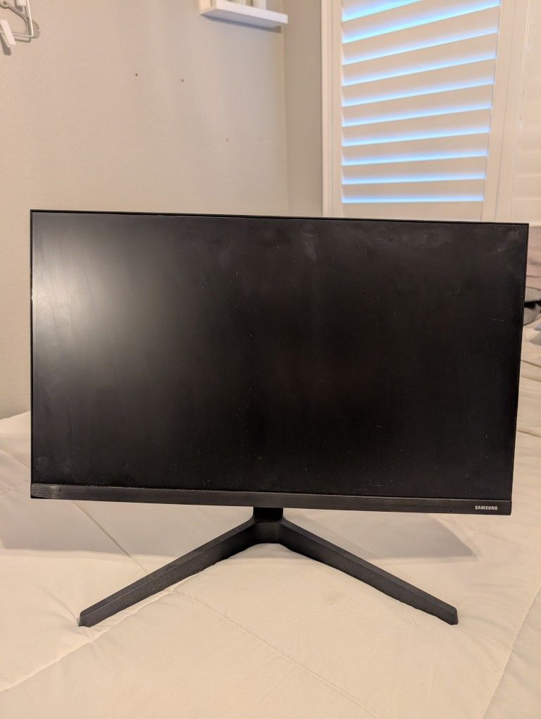 Samsung 24" FDH IPS Computer Monitor