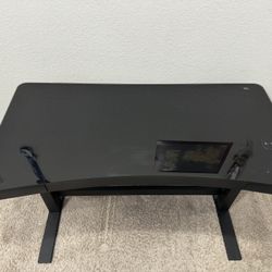 Adjustable height Desk