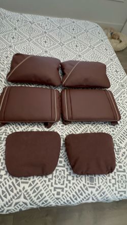 Mercedes-Benz Maybach OEM Leather Pillow Set – 6 Pieces – Brown