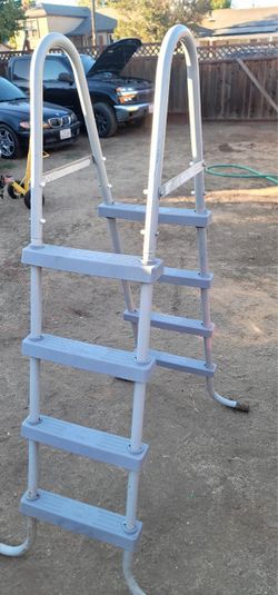 Escalera para alberca