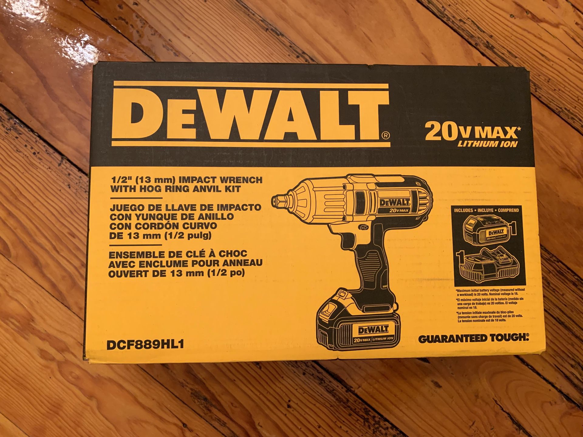 Brand New DeWalt 1/2” (13mm) Impact Wrench with Hog Ring Anvil Kit - Model DCF889HL1