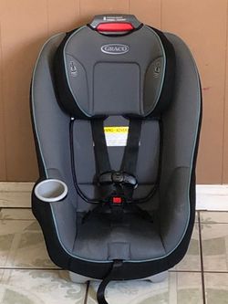 LIKE NEW GRACO CONVERTIBLE CAR SEAT!!!!
