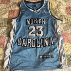 Micheal Jordan North Carolina Tar Heels Jersey Medium 