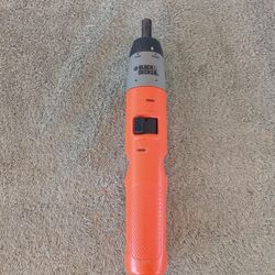 Black & Decker Cordless 2.4 Volt Screwdriver 9072