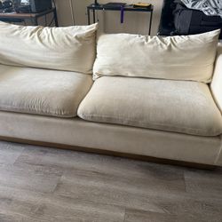 Beige Modern Sofa – Comfortable & Spacious