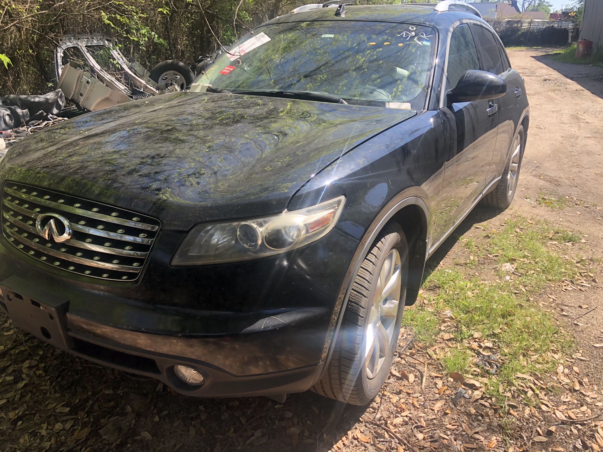 2005 Infiniti fx35 for parts