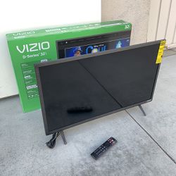 $90 (New) Vizio D-series 32-inch smart tv 720p apple airplay chromecast screen mirroring 150+ free channels (d32h-j09) 