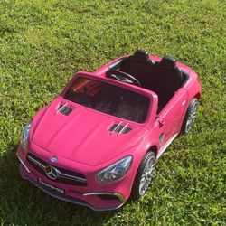 Child's Pink  Mercedes Benz With  Mp3 Player And USB Port