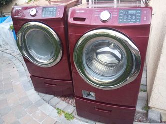 CLOTHES WASHER & DRYER , SAMSUNG, FRONT LOAD, W/ PEDESTAL STORAGE DRAWERS, CONNECTION HOSES, PAPERWORK , OPERATES LIKE NEW, HARDLY USED , QUIET, VERY 