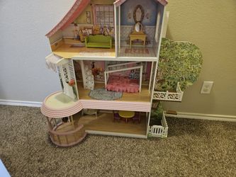 Fancy Nancy Wooden Doll House