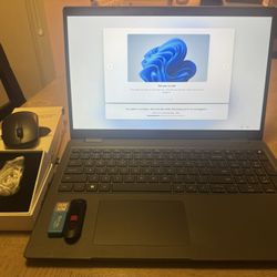 Dell Laptop Computer For Sale Like New Used For Only 6 Months While I Was In School Then  I Stop Used It