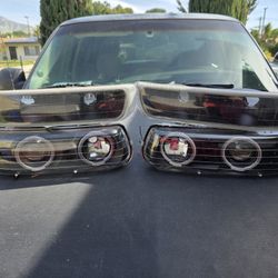 Chevy Silverado Tahoe Headlights New Never Installed 