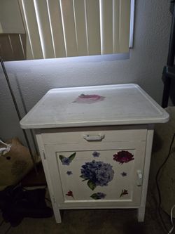 Kitchen Island Vintage With Porcelain Top
