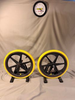 Vintage 80’s Zmags w/ black Gt pegs and freewheel