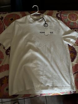 Kenneth Cole T Shirt
