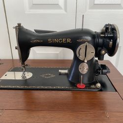 1933 Singer Sewing Machine