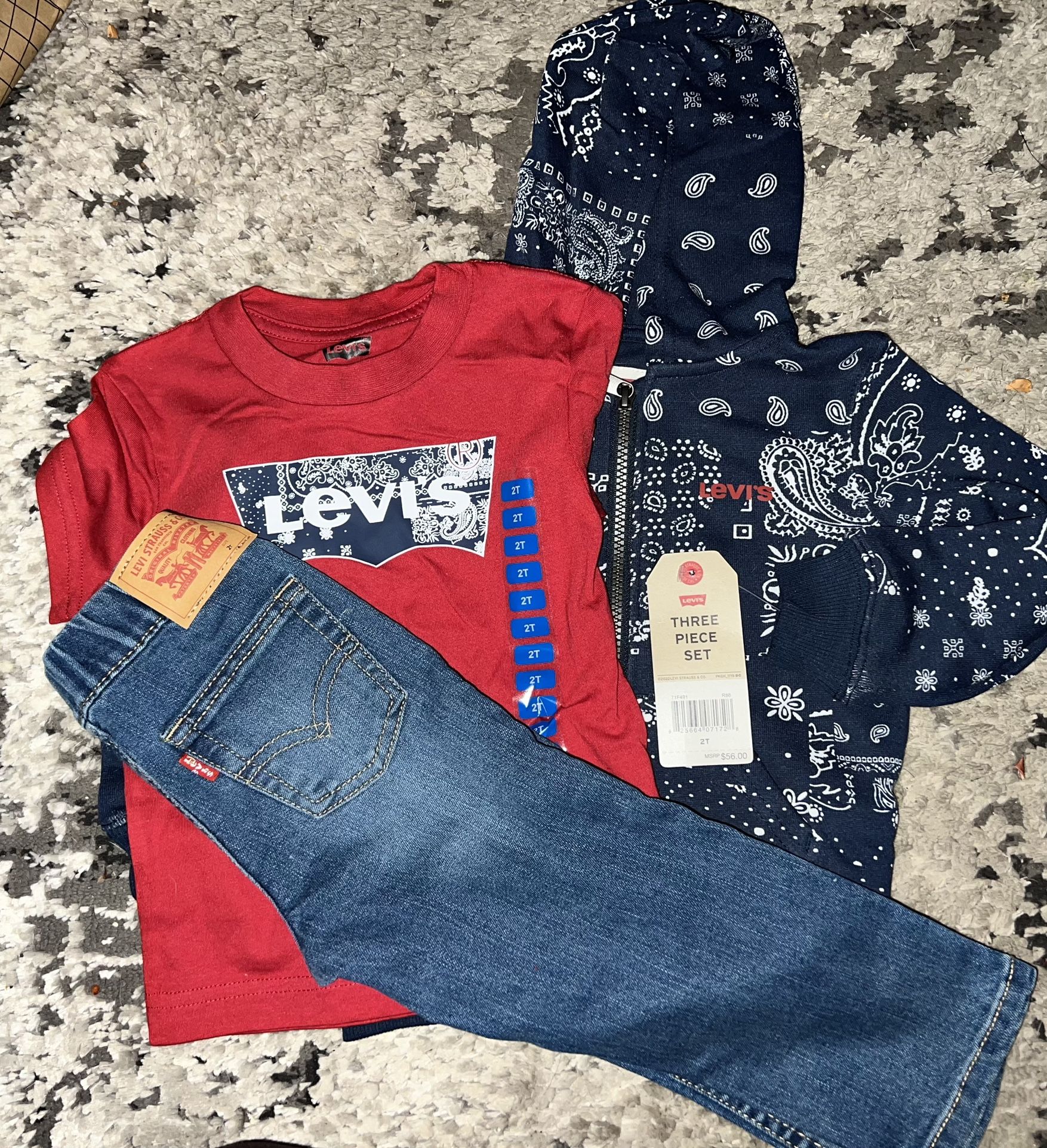 New. 3pc Levi’s Outfit. Size 2t