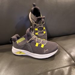Puma Shoes Size 2c