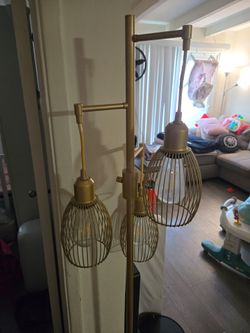 Gold lamp with smart bulbs
