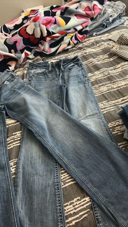 Ariat and BKE jeans size 26