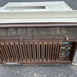 Air  Conditioner  5,000 BTU 