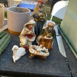 5 religious Porcelain Items 