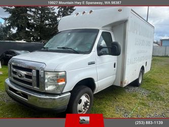 2008 Ford E350 Super Duty Cutaway