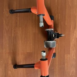 Soporte Sportneer Fluid para bicicleta de interior, para montar en interiores, hacer ejercicio, bicicleta estática, con rueda reductora de ruido para 