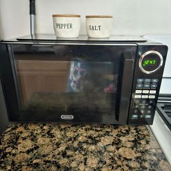 Sunbeam Microwave $15 Cash