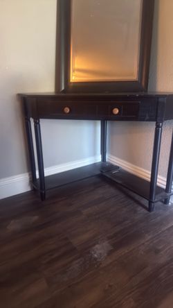Corner desk