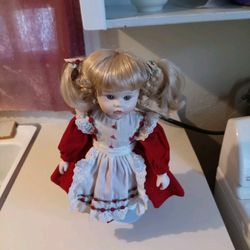 Vintage Christy Wind Up Musical Porcelain Doll From The Collectors Choice Series