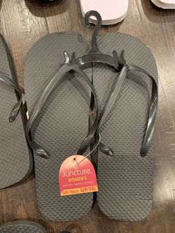 New Flipflops Great For Wedding Guests Thumbnail