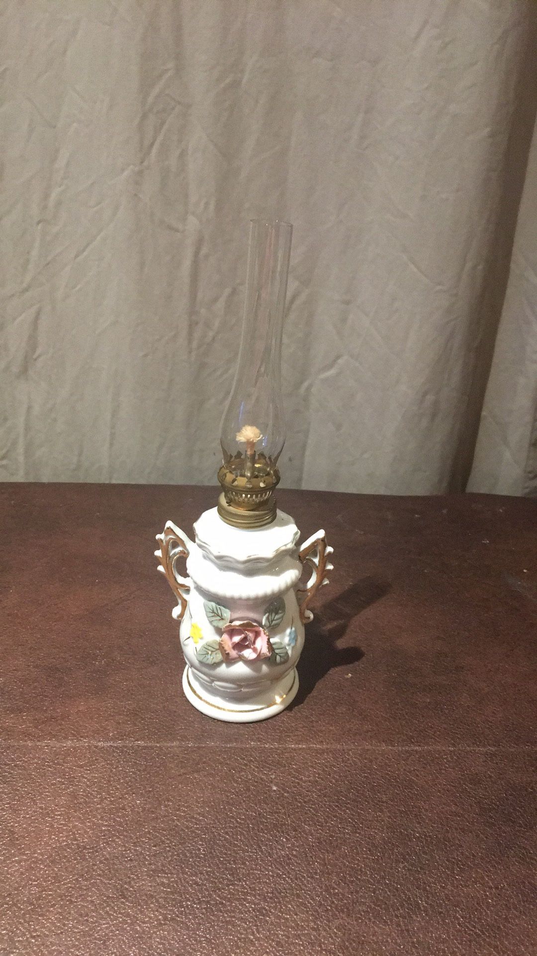 Vintage oil lamp never been used