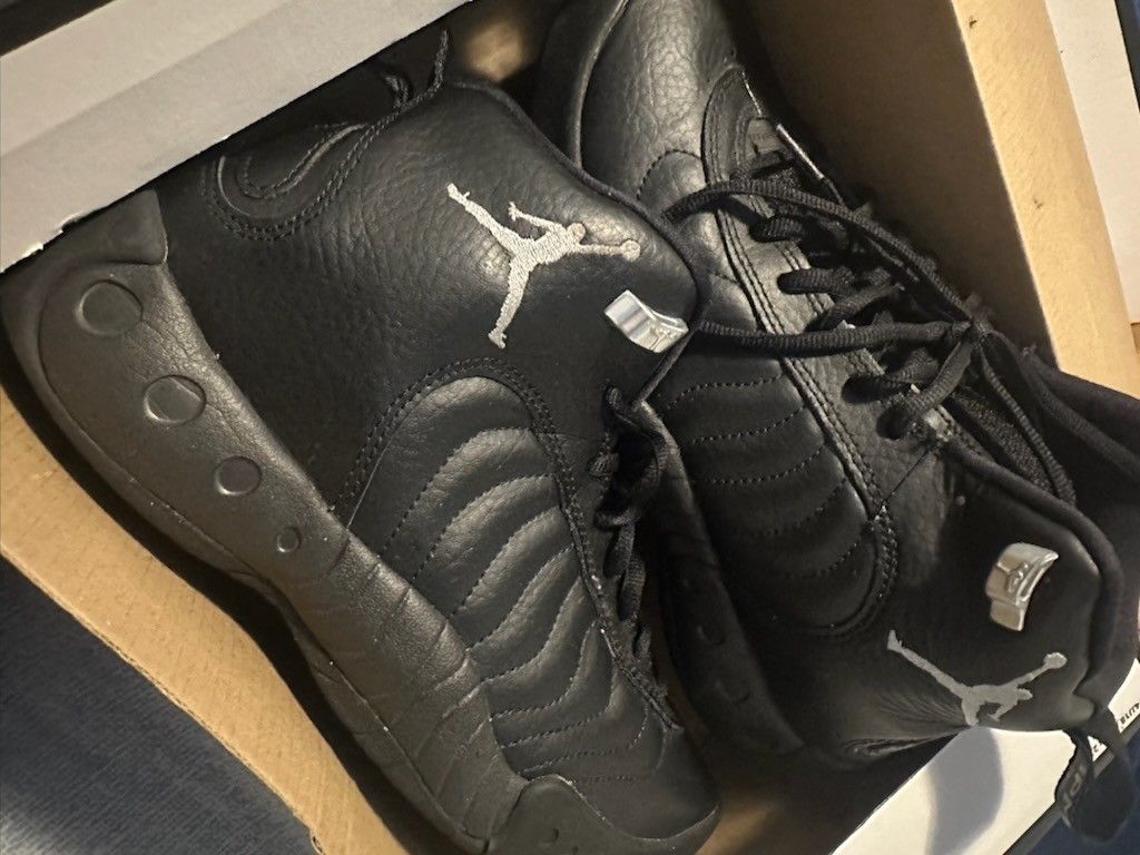 Jordan JUMPMAN PROS ' Metallic Black