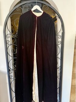 Jessica McClintock velvet cape
