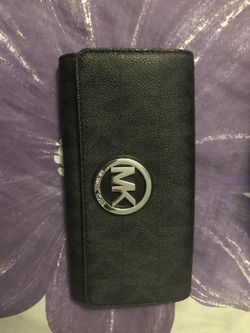Michael Kors wallet