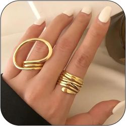 Chunky gold rings