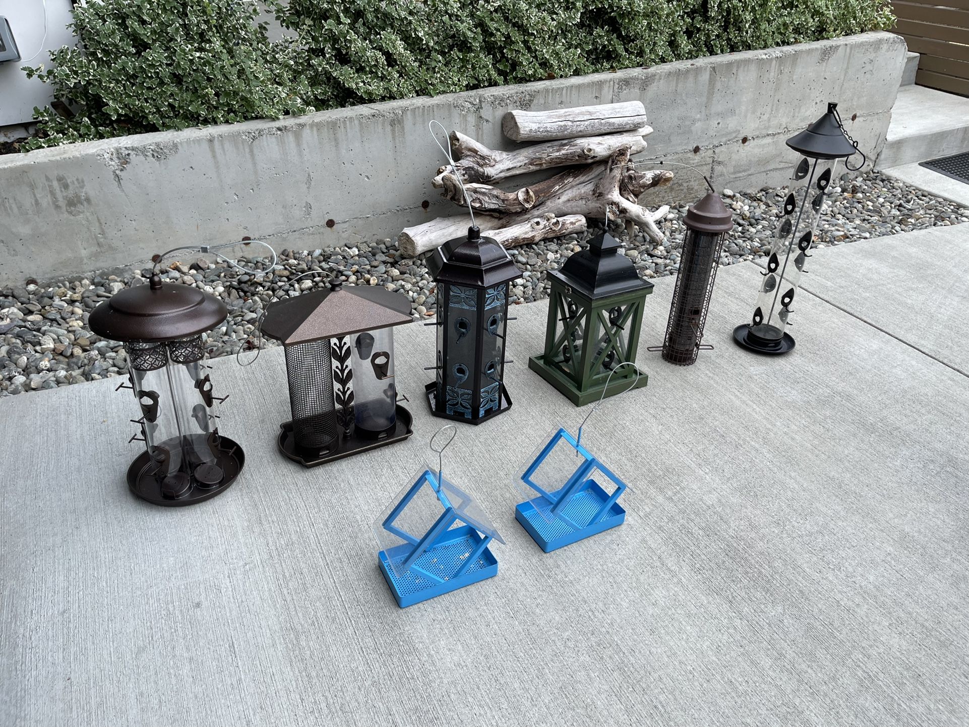 Barely Used Bird Feeders - Price As Noted In Listing