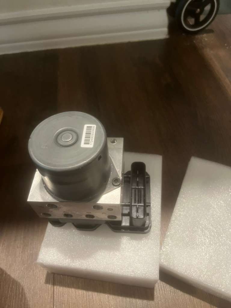 ABS Hydraulic Module Control Unit Compatible with Hyundai Tucson 2007 2008 2009 2010, Compatible with Kia Sportage 2007 2008 2009, Replaces Part Numbe