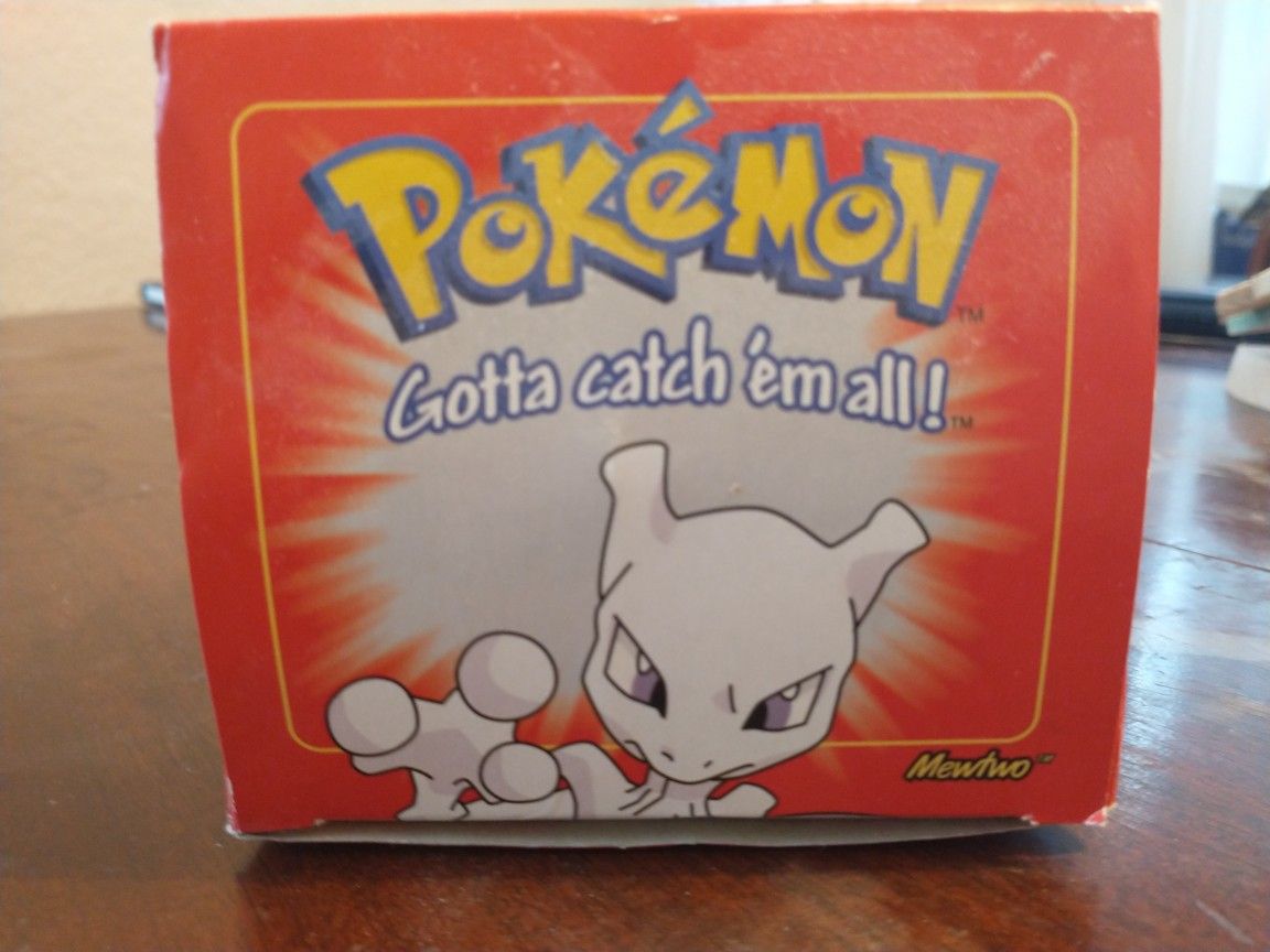 Mewtwo 23k Gold Pokémon Card - Burger King 1999