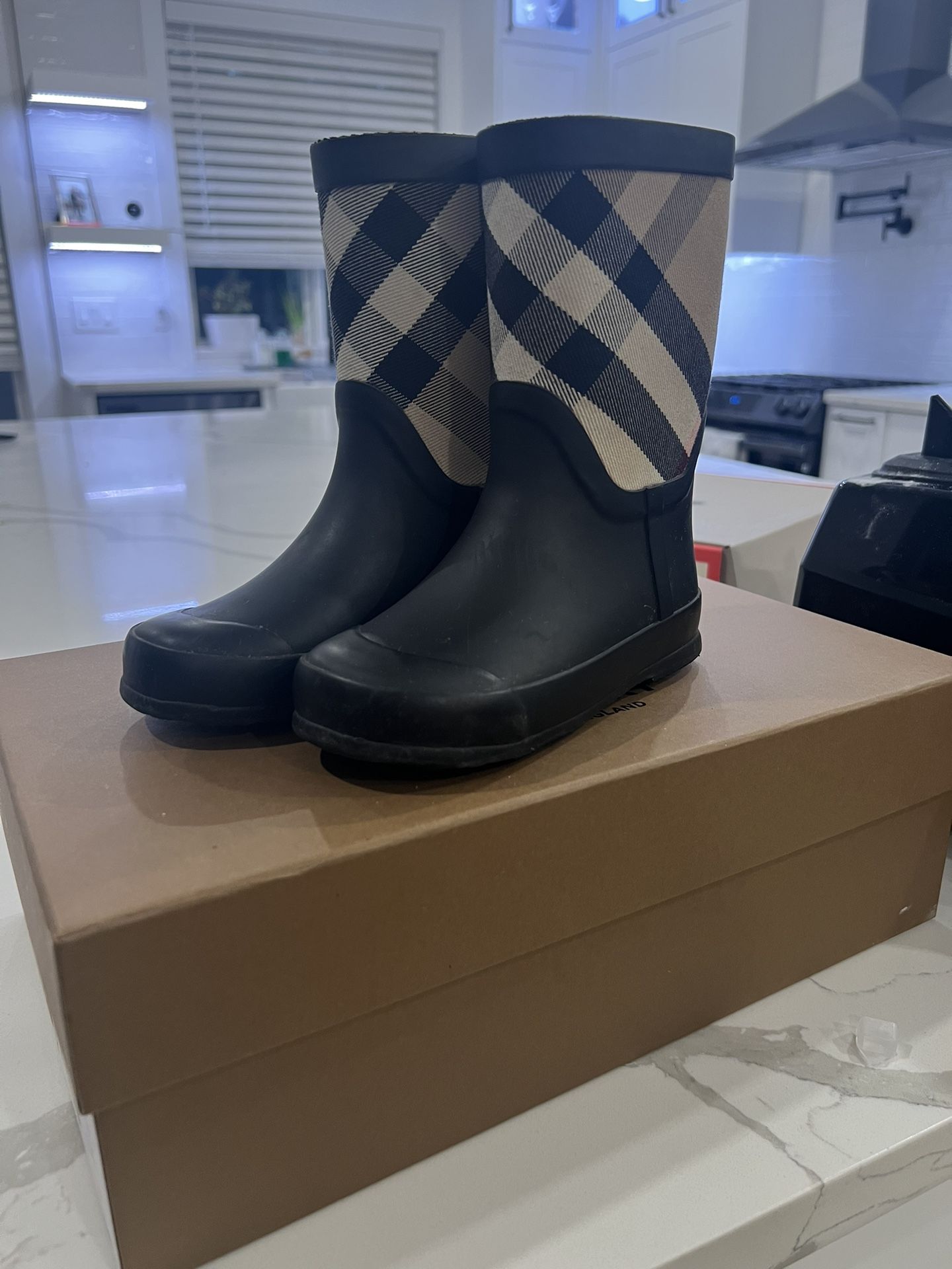 Burberry Boots