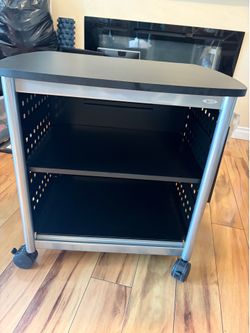 Deckside machine stand
