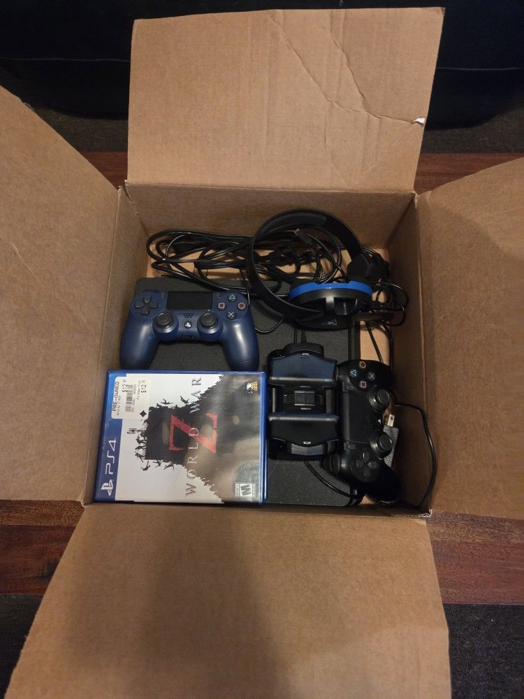 PlayStation 4 + Accessories+ Chair