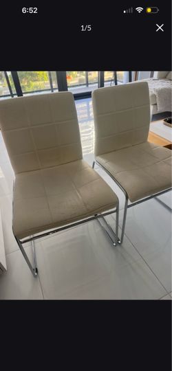 Set of 4 Modern White Leather Dining Chairs | Chrome Frame