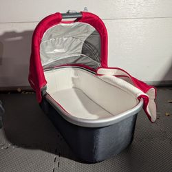Uppababy Bassinet Red