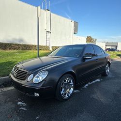 Mercedes Benz E500 Part Out