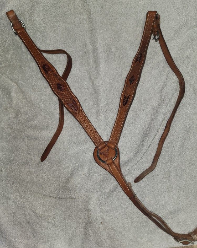 Standard Breast Collar