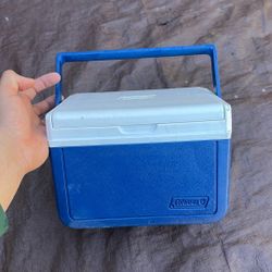 Coleman Blue & White Cooler 
