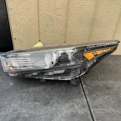 2022 2023 2024 KIA FORTE LEFT SIDE HEADLIGHT HALOGEN/PROJECT OEM USED 