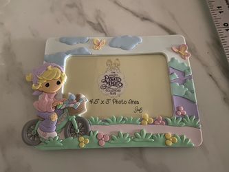 PRECIOUS MOMENTS GIRL ON BIKE 3D SOFT VINYL FRAME